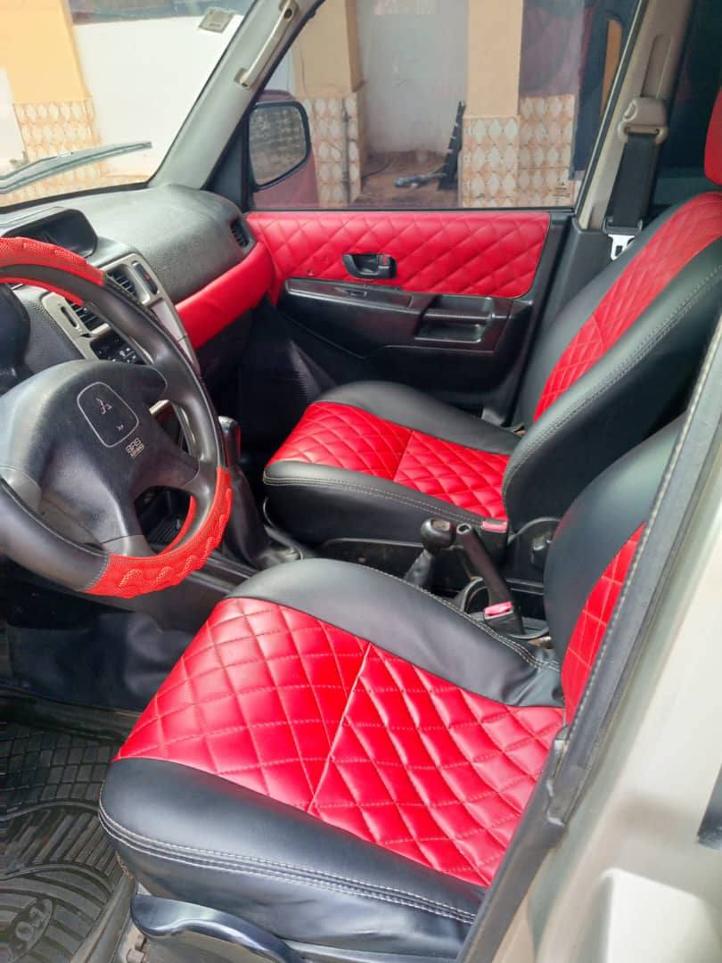 A picture of Mitsubishi Pajero