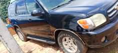 A picture of 2002 Toyota sequoia Old model Black