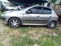 A picture of 2002 PEAUGEOT 206 Manual gear