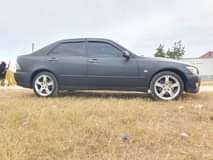 A picture of TOYOTA ALTEZA