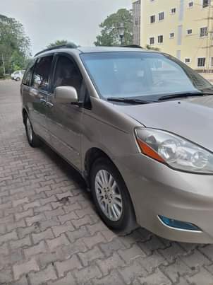 A picture of Toyota Sienna 08 Limited Edition For Sale