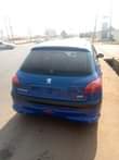 A picture of Peugeot 206 manual transmission