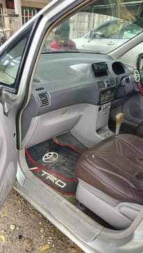 A picture of Toyota spacio old