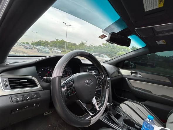 A picture of Hyundai