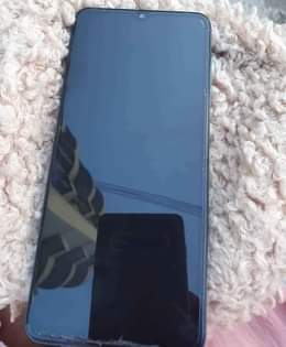A picture of SAMSUNG A12