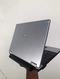 A picture of Hp min COREI 5 3GB RAM 320 HDD Haikai na