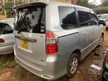 A picture of Toyota Noah Model 2007 Engine 2 0cc Price 30M 0709788048