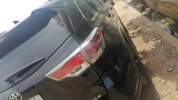 A picture of Extremely Clean registered 2016 Toyota Highlander Limited Details Accident free