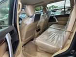 A picture of 2021 brand new landcruiser V6 with duty Price 75million Location