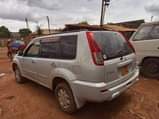 A picture of Nissan x trail