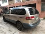 A picture of TOYOTA SIENNA 2002