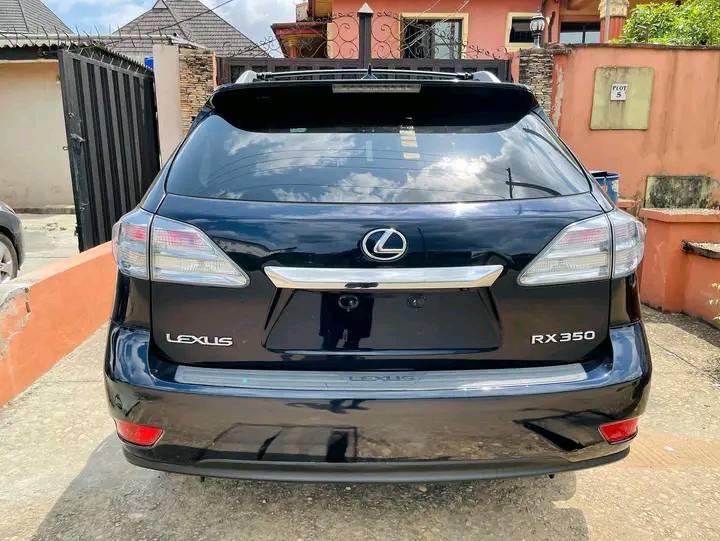 A picture of Lexus Rx 350