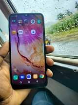 A picture of infinix s4 haina tatizo 32gb rm 3gb top ni 125