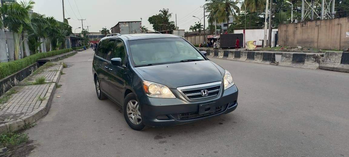A picture of 2007 Honda Odyssey Hatchback