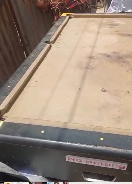 A picture of Snooker billiard board