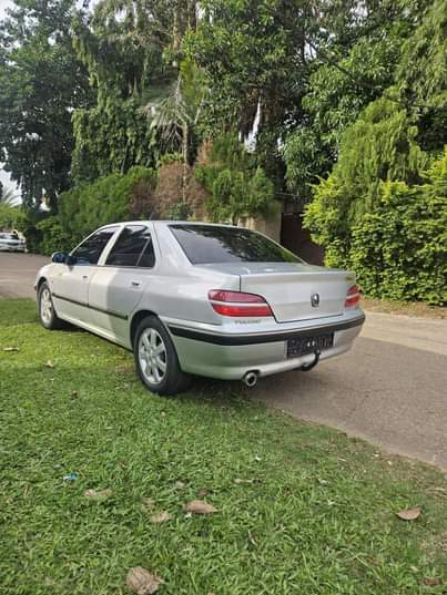 A picture of FOR SALE EXTREMELY CLEAN USED 406 MANUAL TRANSMISSION 2004 MODEL