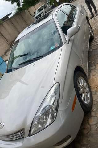 A picture of Registered 2004 Lexus ES300
