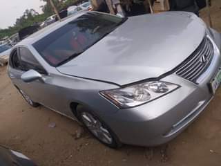 A picture of Belgium grade 08 ES350 Lexus