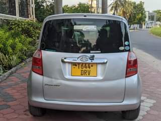A picture of Toyota Ractis 0788078007
