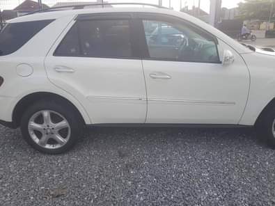 A picture of ML350 4MATIC TOKUNBO BUY AND DRIVE 11m Contact 08132657971 Serious