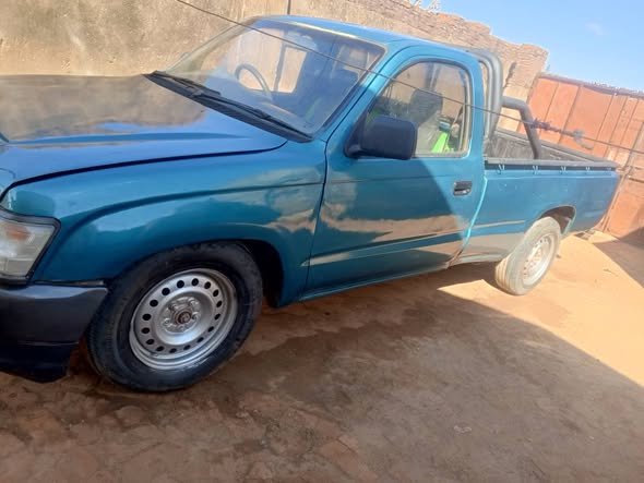 used toyota hilux