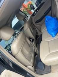 A picture of Distress Sale Mercedes Benz ML350 2013 model neatly used untempered
