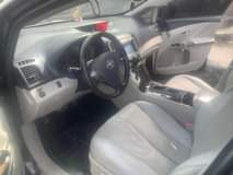 A picture of Toyota Venza 2010