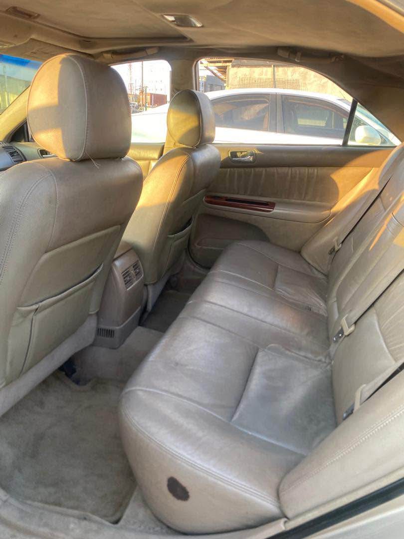 A picture of Toyota Camry 2004 XLE