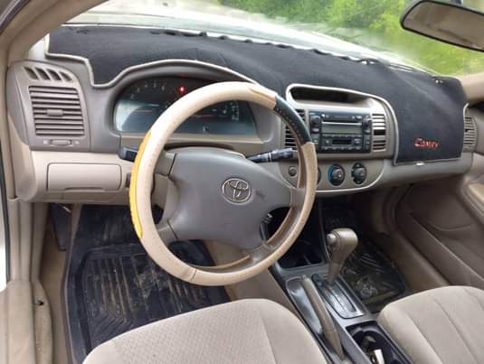 A picture of First body neatly used 04 Toyota Camry