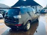 A picture of 07 Mitsubishi Outlander