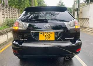 A picture of TOYOTA HARRIER