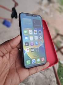 A picture of iphone x