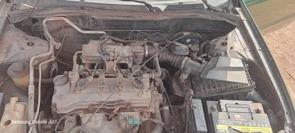 A picture of Nissan almera automatic gear unscrew engine and working perfectly With
