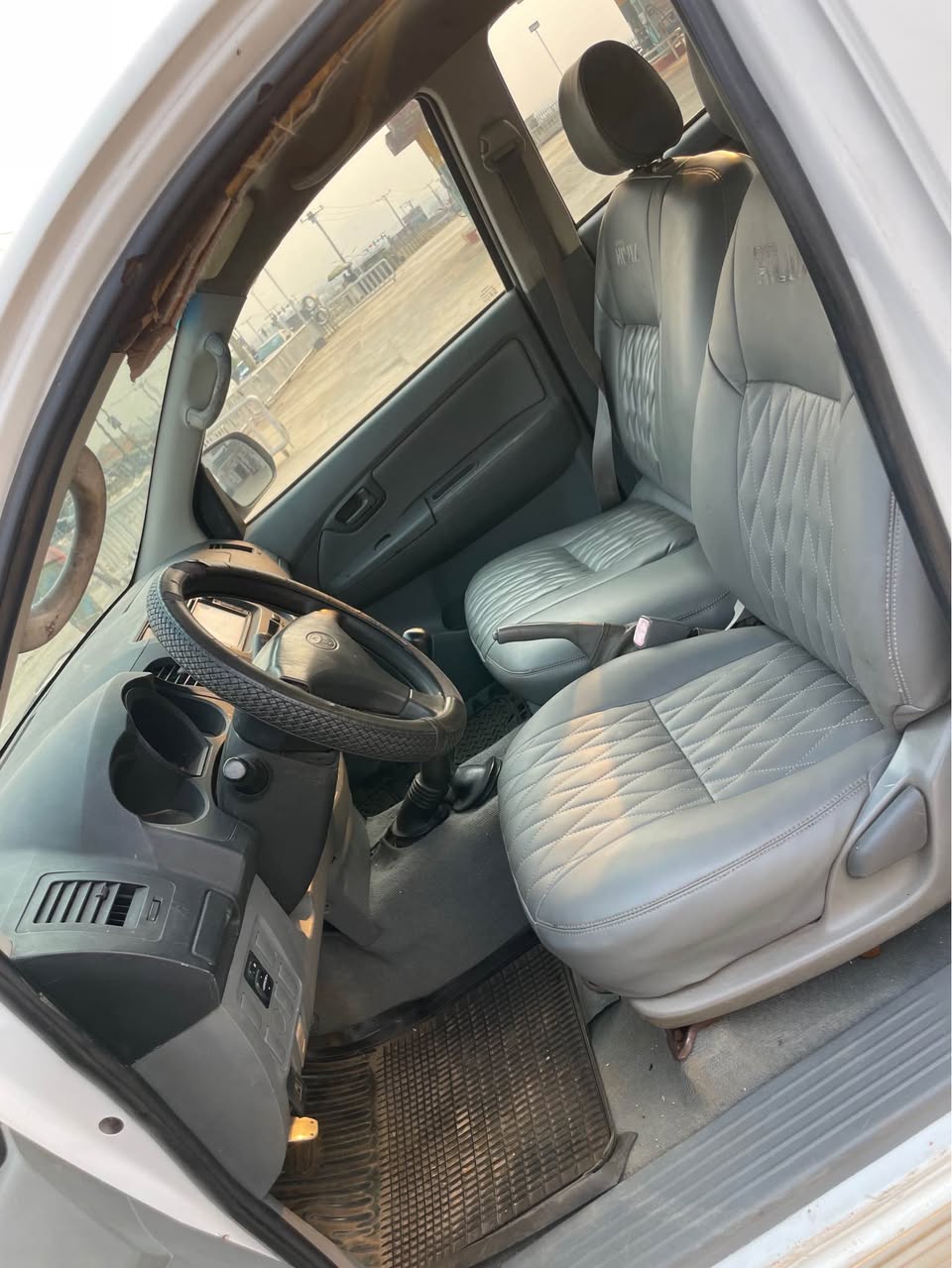 A picture of Sharp 2008 toyota Hilux