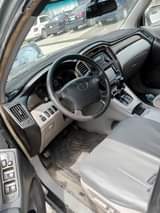 A picture of 2004 Toyota Highlander