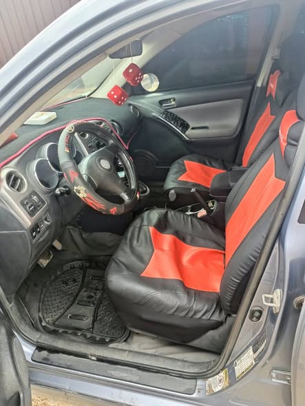 A picture of Toyota matrix