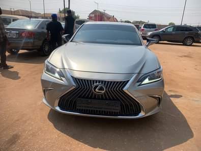 A picture of Extremely Clean and Sound Lexus ES350 2019 2020 Model Foreign
