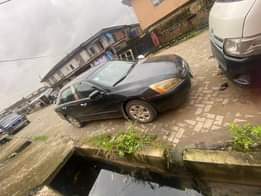 A picture of HONDA ACCORD FOR SALE ENGINE AND GEAR IS OK AC