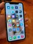 A picture of Iphone XR 64Gb