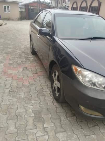 A picture of Toyota camry 2 4