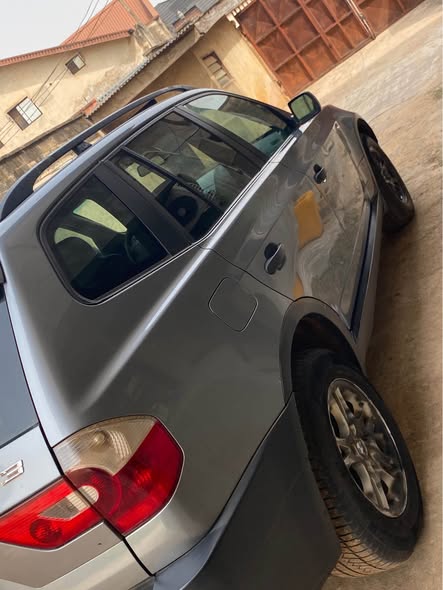 A picture of Bmw X3 05model Double Venus untampered engine and gear pure
