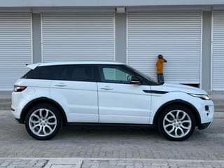 A picture of RANGEROVER EVOGUE