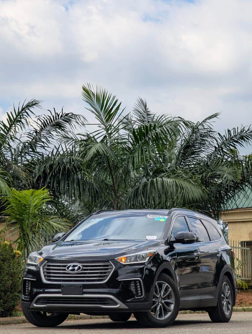 A picture of 2018 Hyundai Santa Fe