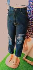 A picture of Boyfriend jeans 