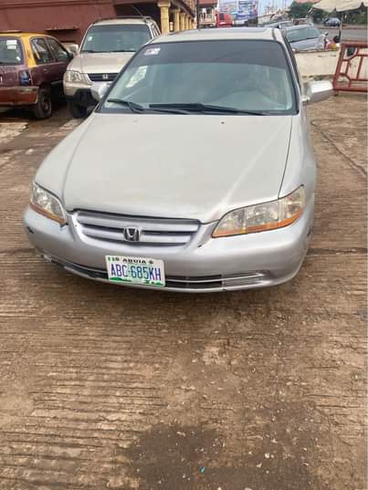 A picture of Honda Accord 2001