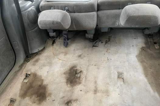 A picture of Used 2002 Toyota Sienna