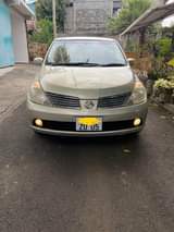 used nissan tiida