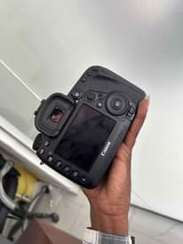A picture of CANON 5D MARK IV