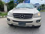 A picture of ML350 2008