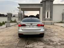 A picture of SUPER CLEAN NIGERIAN USED KIA CERATO 2014 MODEL PRICE 3